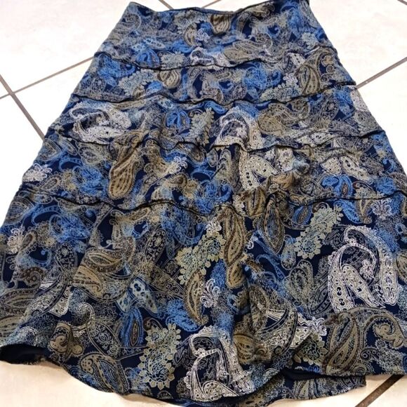 Jones New York Silk Paisley Tiered Skirt - Picture 4 of 11